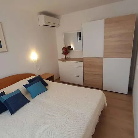 22 Apartment *