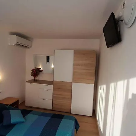 22 Porat (Krk)